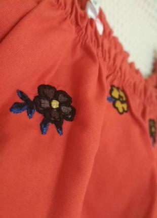 Яркая блуза с открытыми плечами/платье вышиванка/ в коралловом цвете.5 фото