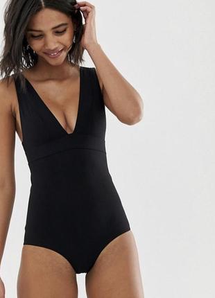 Злитий купальник якість вища