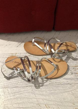 Шкіряні жіночі босоніжки 40рр