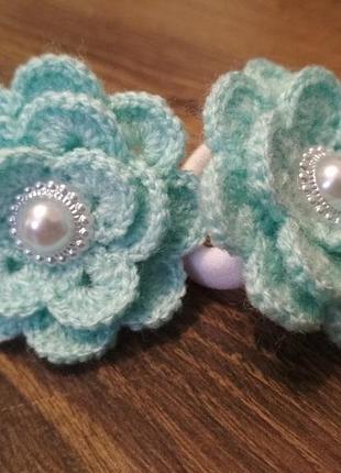 Резиночки вязаные цветочки