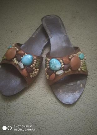 Пляжні шльопанці