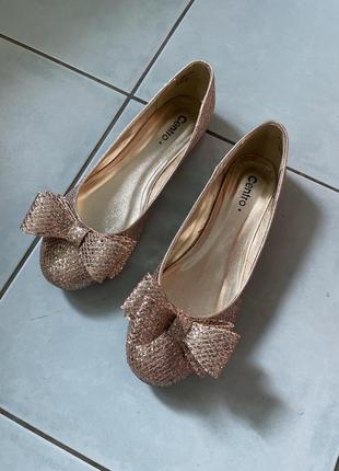 Балетки 36 розмір, золоті з бантиком centro нові