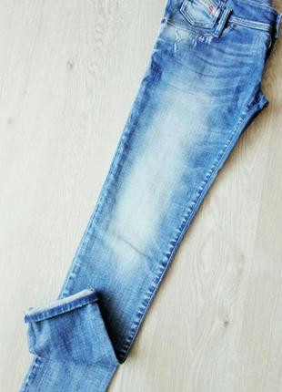Трендовые стильные джинсы- slim /diesel/ w30 l324 фото