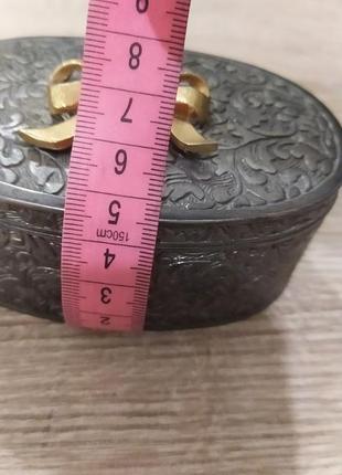 Антикварная шкатулка для украшений