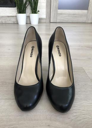Туфли в чёрном цвете на высоком каблуке, размер 38,54 фото