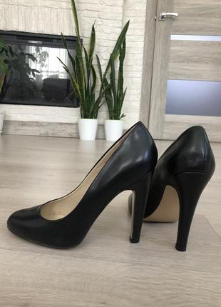 Туфли в чёрном цвете на высоком каблуке, размер 38,53 фото