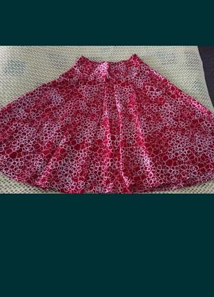 Красная юбка клеш