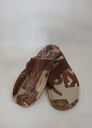 Kickers чоловічі в'єтнамки .брендове взуття stock
