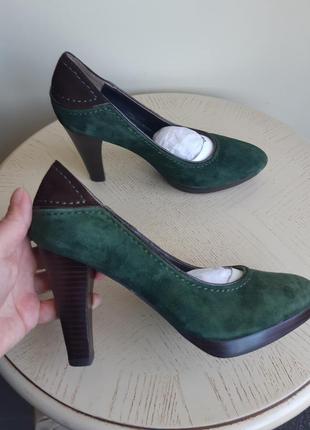 Attizzare туфлі замшеві зелені з коричневою вставкою6 фото