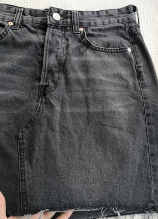 Джинсовая юбка на болтах с необработанным нижним краем h&m m5 фото