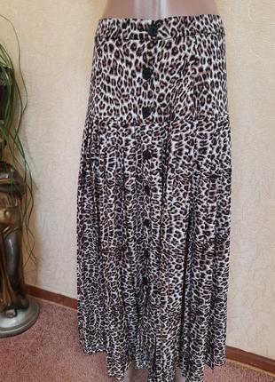 Юбка  миди на пуговицах плисе  анималистический принт от asos
