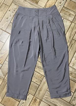 Роскошные широкие,укороченные  брюки с защипами ,с манжетами,вискоза taifun