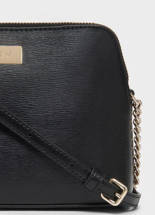 Сумка крос-боді шкіряна dkny gramercy dome crossbody leather r01e3h92 оригінал4 фото