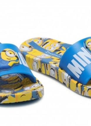 Дитячі шльопанці ipanema minions slide 26555 20142 blue/yellow/white (100% - оригінал) made in brazil. rider, grisport.2 фото
