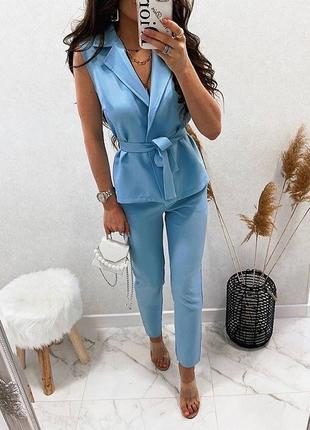 Новый женский стильный костюм жилетка небесный голубой цвет7 фото