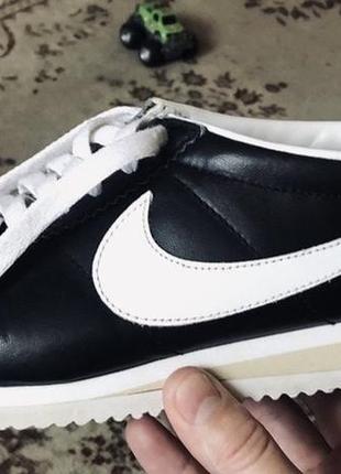 Кроссовки nike cortez