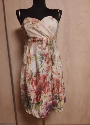 Шелковое платье с цветами