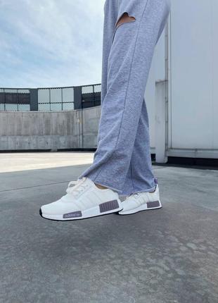 Женские стильные кроссовки adidas nmd white violet6 фото