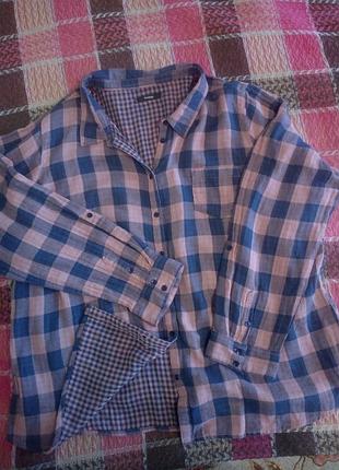 Фирменная рубашка в клеточку для пышных форм