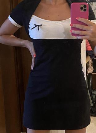 Черное платье