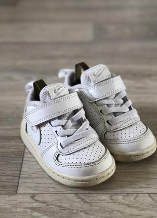 Спортивні кросівки nike court borough low2 фото