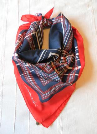 Платок подписной от leonardi