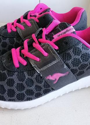 Фирменные кроссовки kangaroos 37p. оригинал