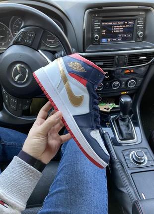 Мужские кроссовки nike air jordan 1 retro mid blue gold