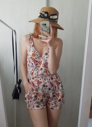 🔥чудовий нюдовий ромпер у квіти від h&m