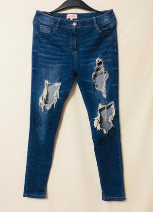 Рваные джинсы, джинсы с рваностями, разрывами1 фото