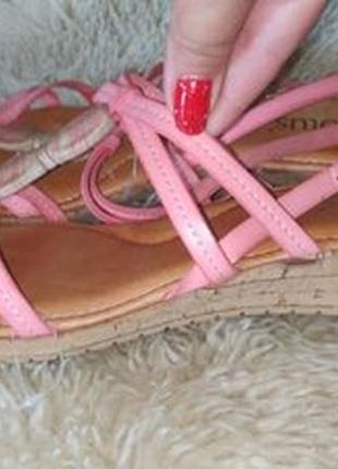 Lotus босоніжки екошкіра