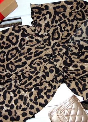 Стильне леопардове платтячко на запах фірми shein
р-р xs2 фото
