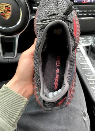 Кросівки adidas yeezy boost 350 v2 black red чорно червоні5 фото