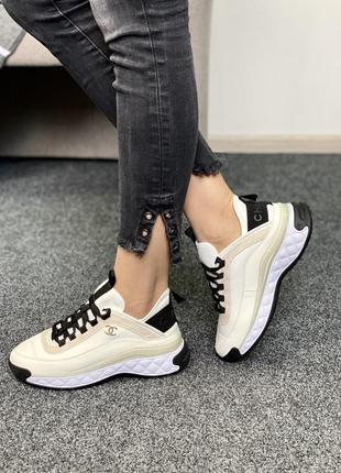 Женские кроссовки в стиле chanel белые, кроссовки сникерсы шанель демисезонные8 фото
