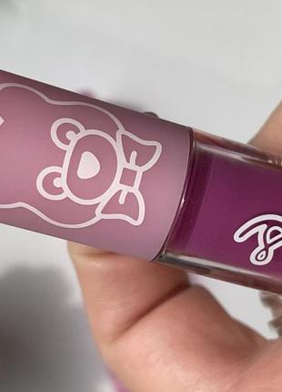 Суперлегкая матовая помада lime crime plushies - lavender honey3 фото