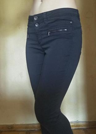 Темно-сині жіночі джинси в ідеальному стані7 фото