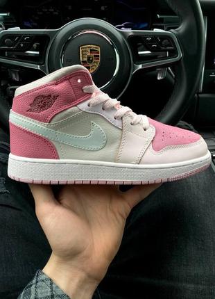 Высокие кроссовки nike air jordan retro 1 white rose розовые