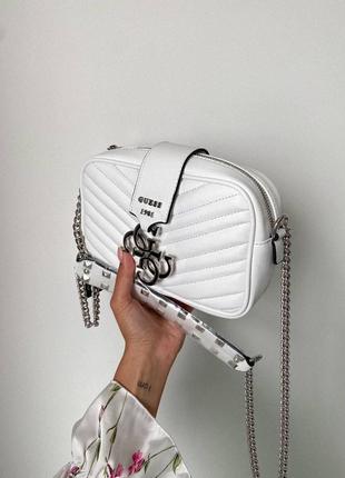 Шикарна жіноча сумка guess білого кольору😍8 фото