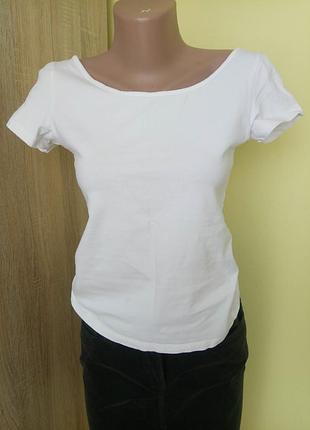 Базова футболка