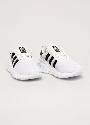 Текстильні кросівки adidas р. 33 оригінал, бігові, білі, легкі, сітка