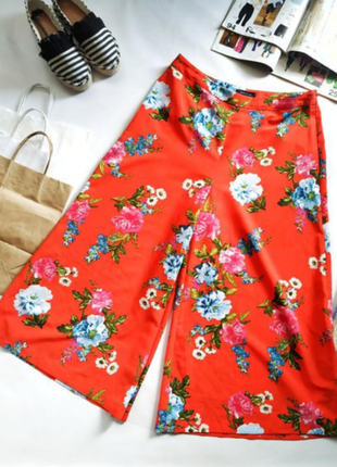 Шикарные летние брюки/кюлоты в цветочный принт от new look.3 фото