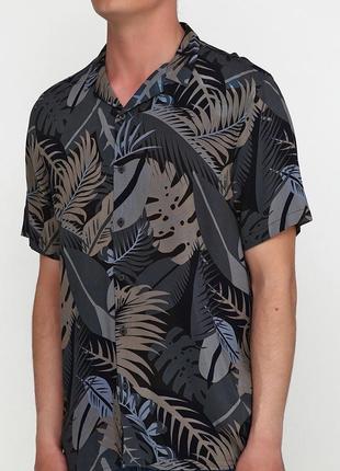 Рубашка тенниска поло  с рисунком h&m размер м