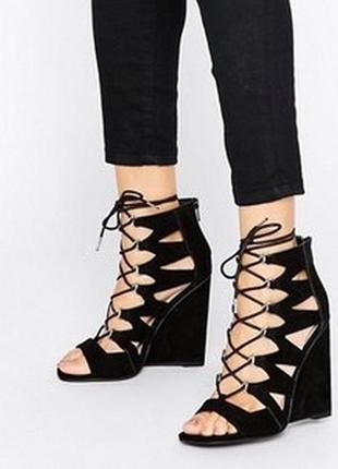 Босоніжки asos