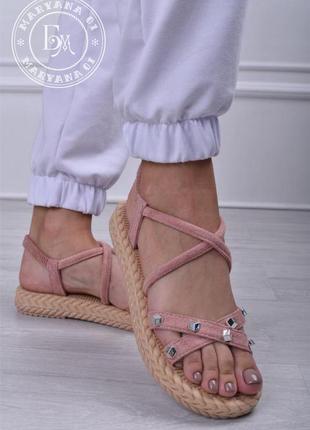 Оригінальні плетені босоніжки / пудрові5 фото