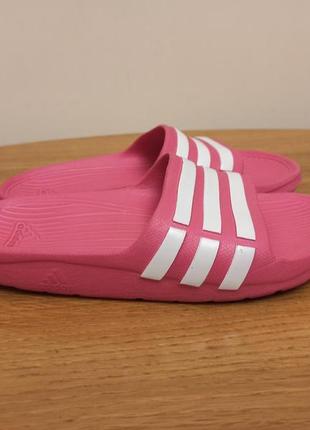 Сланцы adidas duramo k21 фото