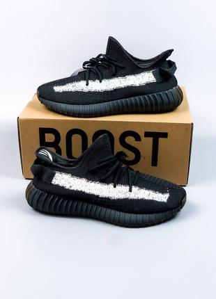 Кросівки yeezy boost 350 v2 
рефлективная полоса кроссовки5 фото