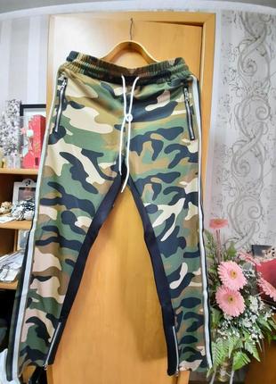 Штани бренду reason