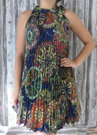 Платье сарафан-плиссе с открытыми плечами размер 48-502 фото