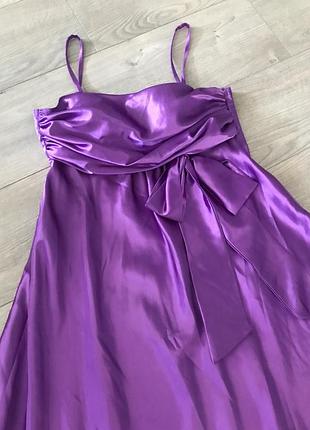 Сукня на бретельках