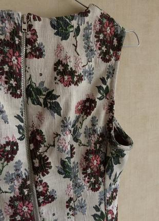 Шикарное плотное платье с цветочным принтом5 фото